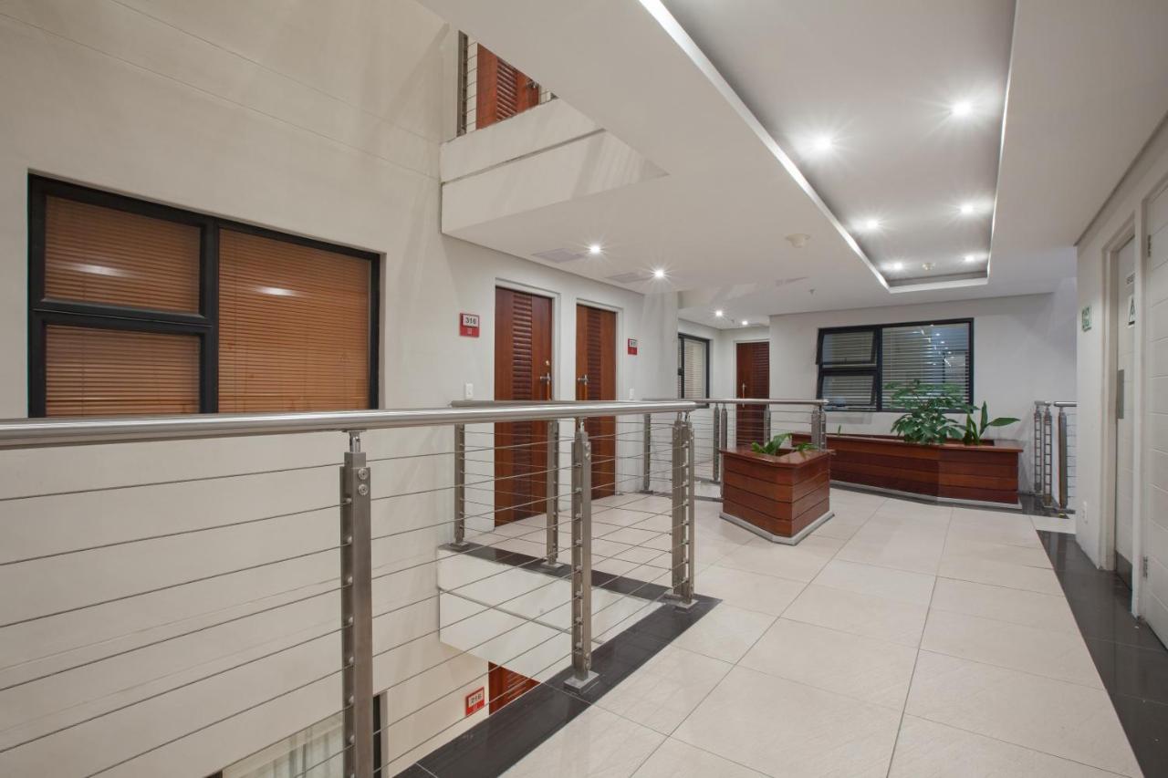 Rockwell 316 By Ctha * Cape Town